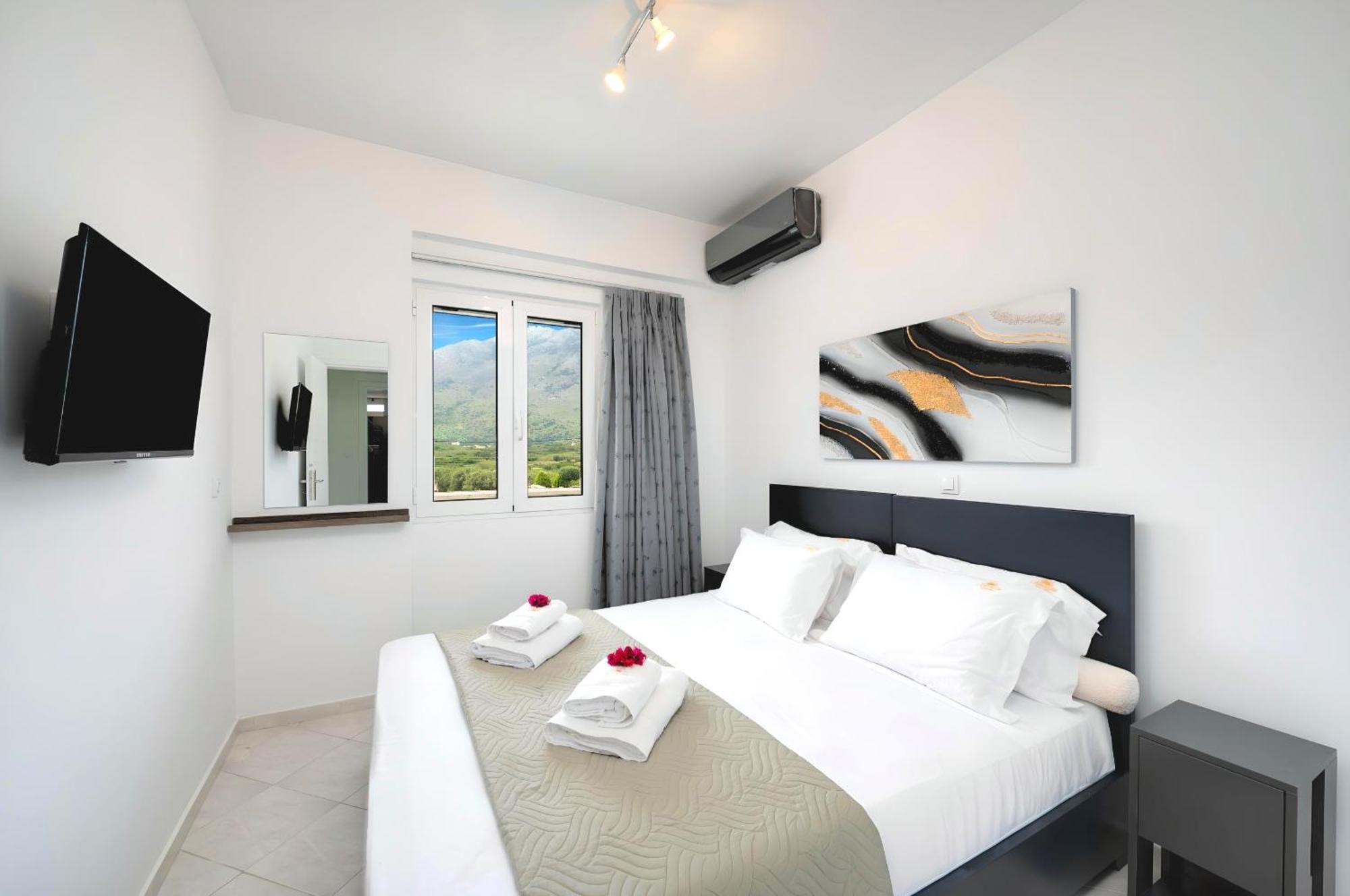 Luminosa Luxury Villa